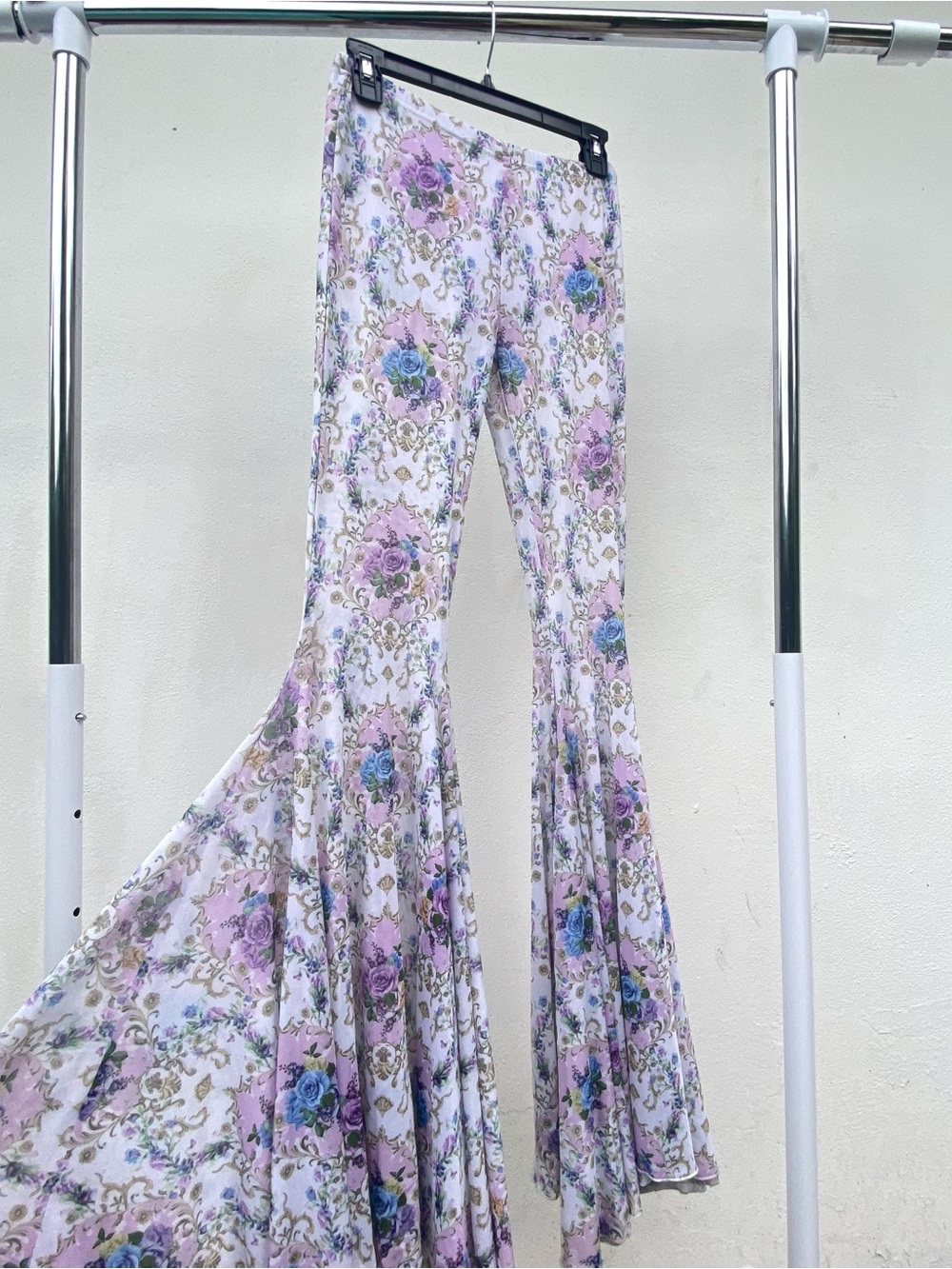 Sugar Thrillz Purple Multicolor Floral Mesh Ultra Flare Pants Size Small - Picture 2 of 9